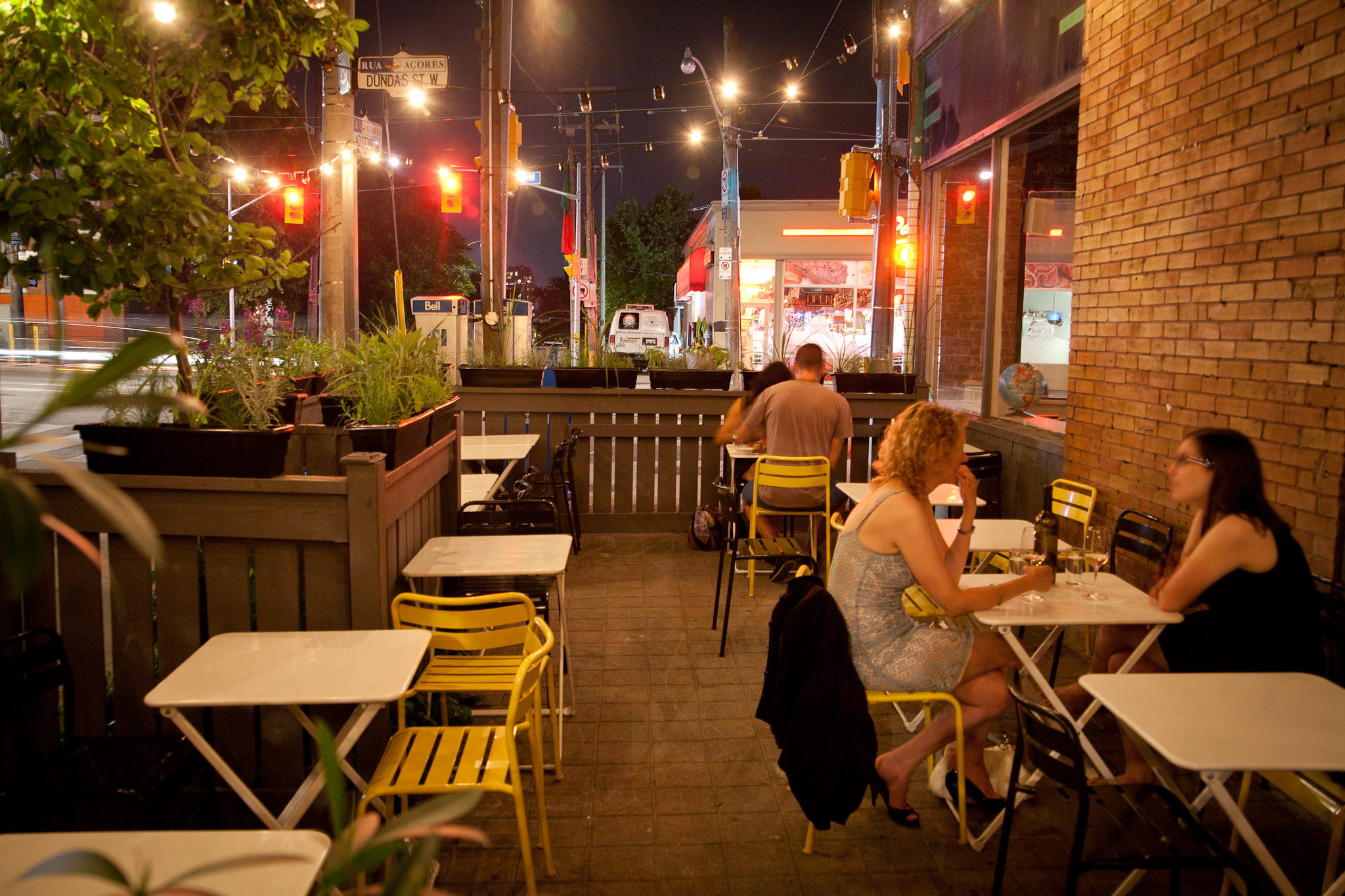 Toronto Patio Guide Midfield Wine Bar & Tavern
