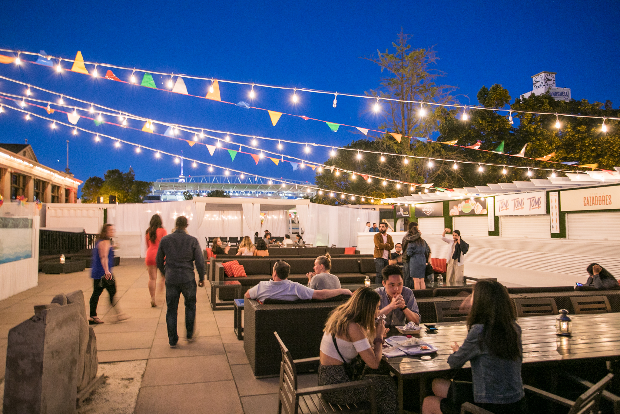 Toronto Patio Guide Grand Bizarre